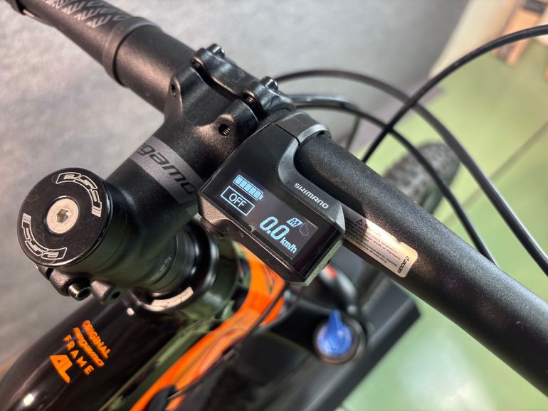 Used Megamo Ayron Force 2023 Mountainbike, Orange — image 6 of 9