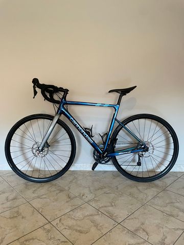 Brugt Cannondale CAAD13 Disc Tiagra 2025 2025 Road & Gravel — billede 2 af 5