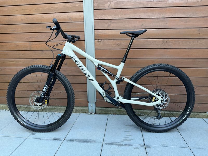 Tweedehands Specialized Stumpjumper Comp 2021 2021 MTB