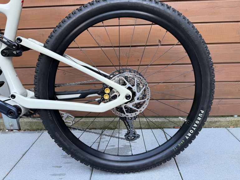 Specialized Stumpjumper Comp 2021 2021 Mountainbike de segunda mano, Blanco — imagen 2 de 21