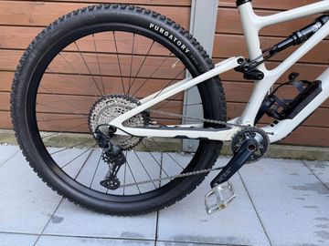 Specialized Stumpjumper Comp 2021 2021 Mountainbike de segunda mano, Blanco — imagen 14 de 21