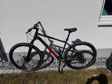 CUBE ANALOG 2024 2024 Mountainbike de segunda mano, Negro — imagen 2 de 5