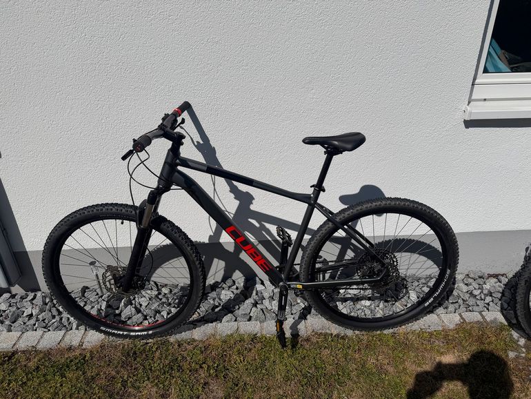 CUBE ANALOG 2024 2024 Mountainbike de segunda mano, Negro — imagen 2 de 5