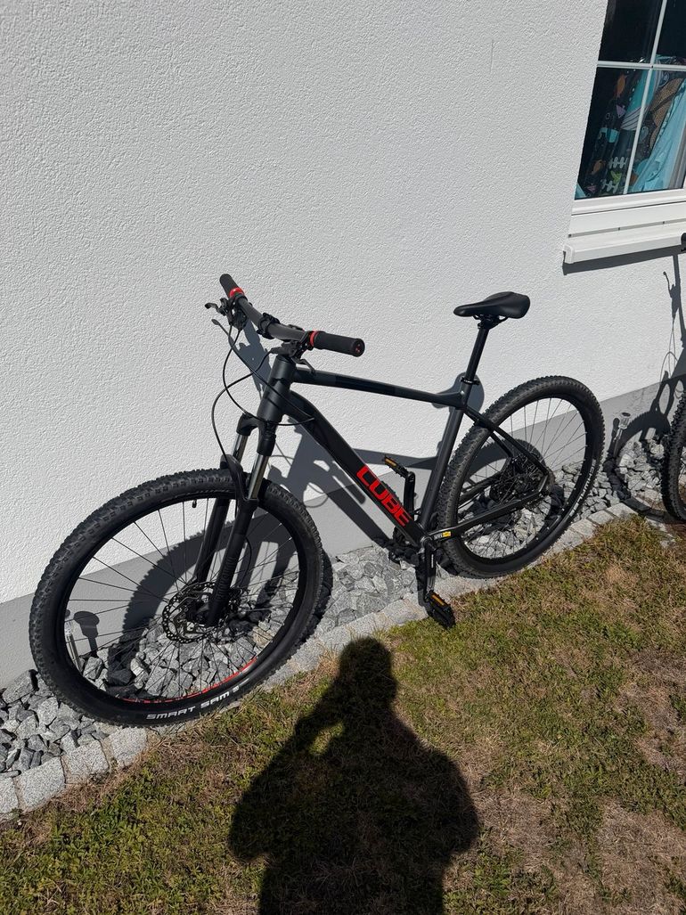 CUBE ANALOG 2024 2024 Mountainbike de segunda mano, Negro — imagen 3 de 5