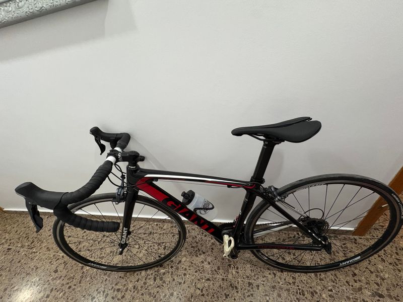 Käytetty Giant Defy Advanced 3 Composite 2016 2016 Road & Gravel