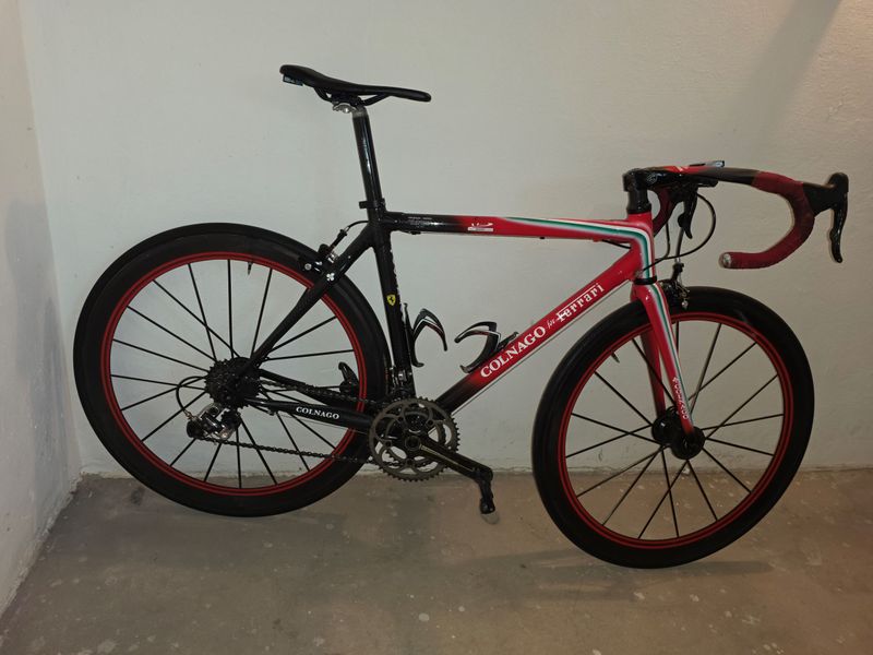 Gebrauchtes Colnago For Ferrari 60th Anniversary – Limited Edition (1 Of 60) 2007 Road & Gravel
