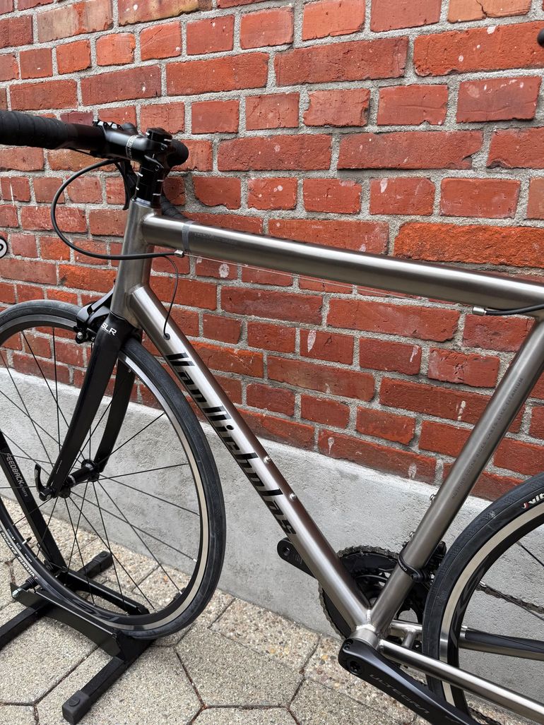 Used Van Nicholas NEW! Van Nicholas Boreas Titanium/Shimano Ultegra Di2 - 2x12/Gr.L 2023 Road & Gravel, Light Gray — image 14 of 16