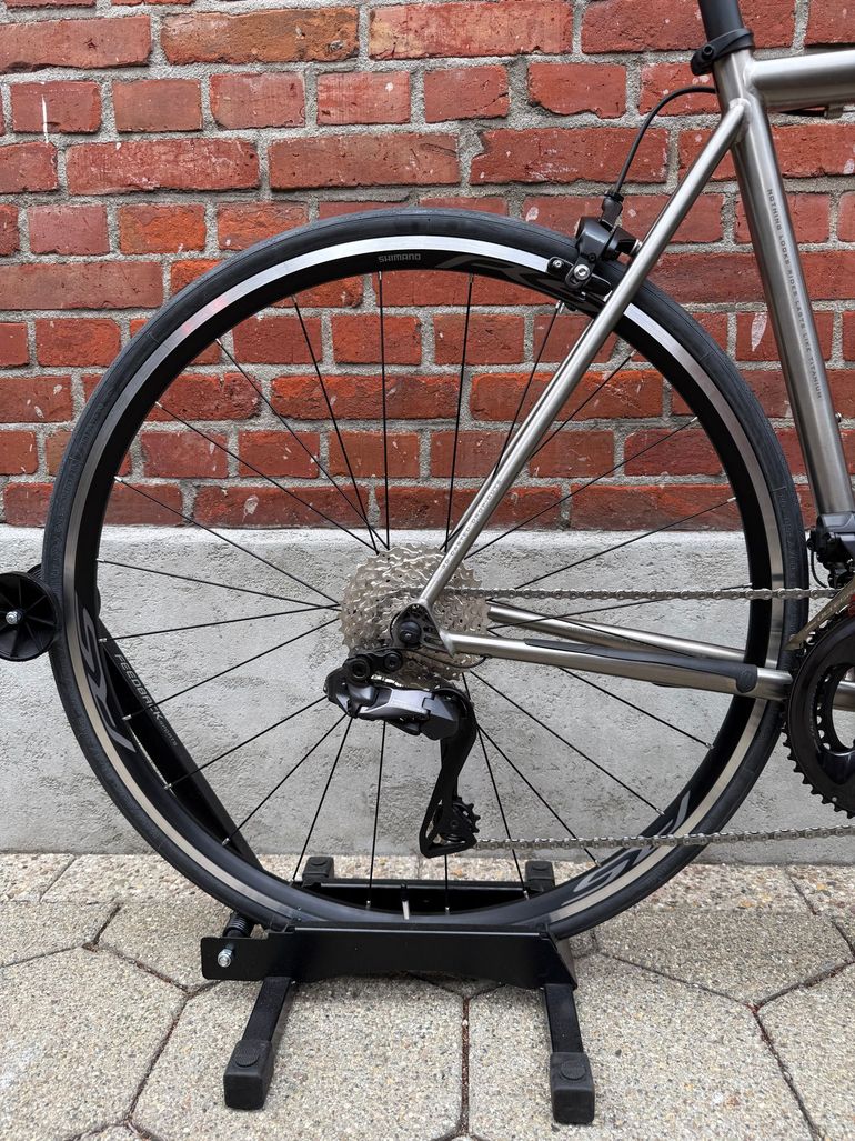 Used Van Nicholas NEW! Van Nicholas Boreas Titanium/Shimano Ultegra Di2 - 2x12/Gr.L 2023 Road & Gravel, Light Gray — image 2 of 16