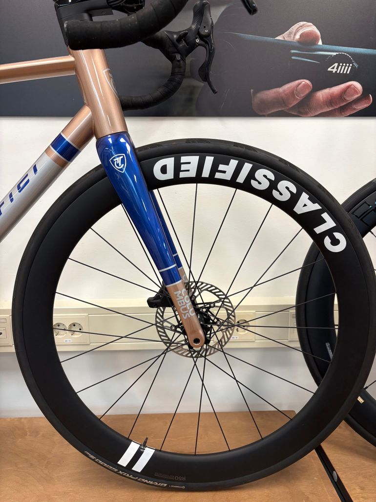 Used Titici Strada 2023 Road & Gravel, White — image 4 of 5