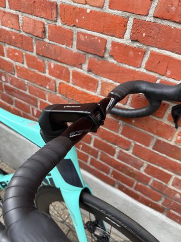 Bianchi NEW! Bianchi Oltre Comp/Roadbike/Shimano Ultegra Di2/Size 59/Scope S5 Carbon 2025 Road & Gravel d'occasion — image 7 sur 15