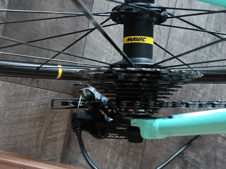Bianchi Via Nirone 7 105 2021 2021 Road & Gravel usato, Blu — immagine 4 di 11