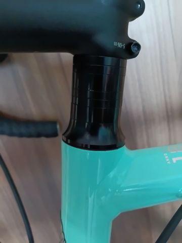 Bianchi Via Nirone 7 105 2021 2021 Road & Gravel usato, Blu — immagine 10 di 11