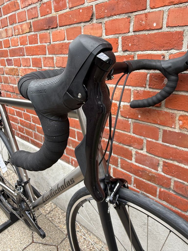 Used Van Nicholas NEW! Van Nicholas Boreas Titanium/Shimano 105 2x11/DT-Swiss R460/SLR/Size XXL 2023 Road & Gravel, Light Gray — image 5 of 17