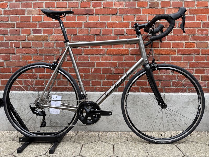 Used Van Nicholas NEW! Van Nicholas Boreas Titanium/Shimano 105 2x11/DT-Swiss R460/SLR/Size XXL 2023 Road & Gravel