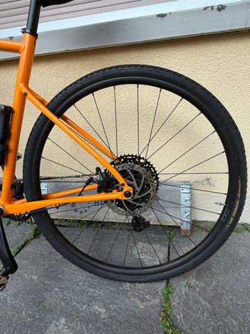 Used Cannondale Topstone 4 2023 2023 Road & Gravel, Orange — image 6 of 8