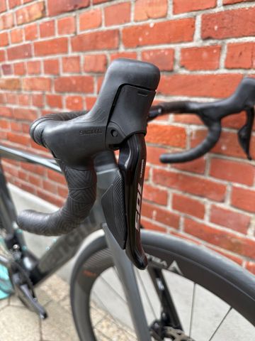 Used Bianchi NEW! Bianchi Oltre Comp/Roadbike/Shimano 105 Di2/Size 53/Velomann Carbon 2025 Road & Gravel, Light Gray — image 5 of 14
