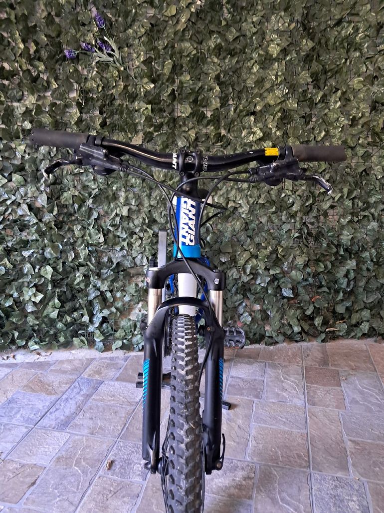 Giant XtC SL Jr 24 2016 2016 Youth usato, Blu — immagine 4 di 6