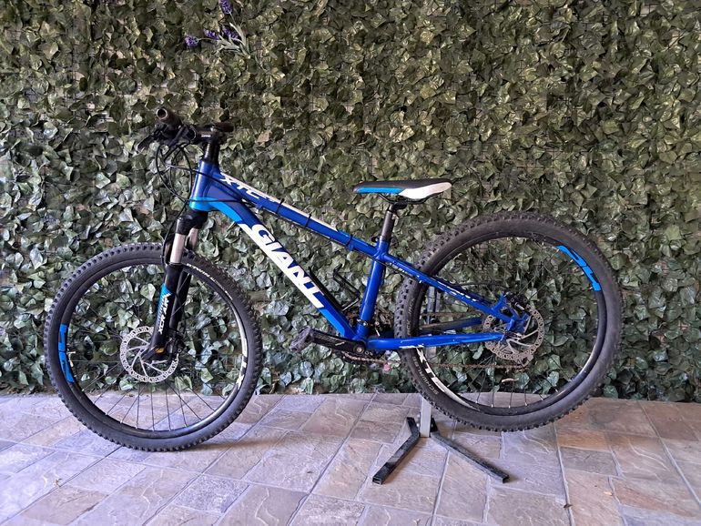 Giant XtC SL Jr 24 2016 2016 Youth usato, Blu — immagine 2 di 6