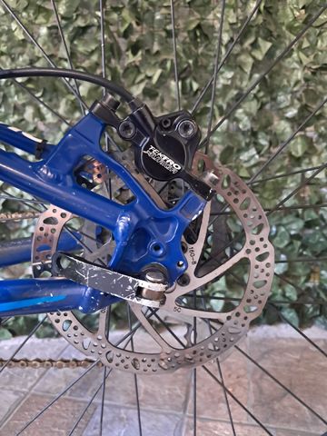Giant XtC SL Jr 24 2016 2016 Youth usato, Blu — immagine 5 di 6