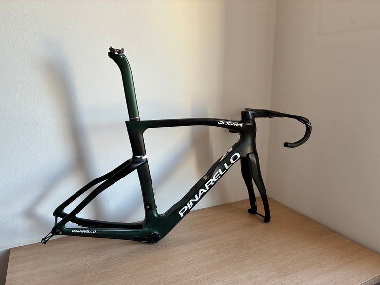 Używany Pinarello F9 2026 Frameset 2026 Road & Gravel — zdjęcie 2 z 4