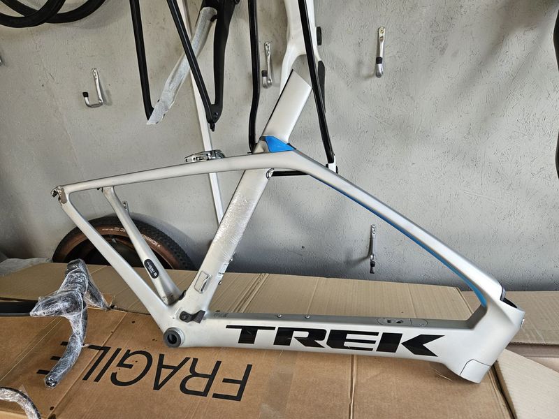 Used Trek Madone 9.5 2018 Frameset 2018 Road & Gravel