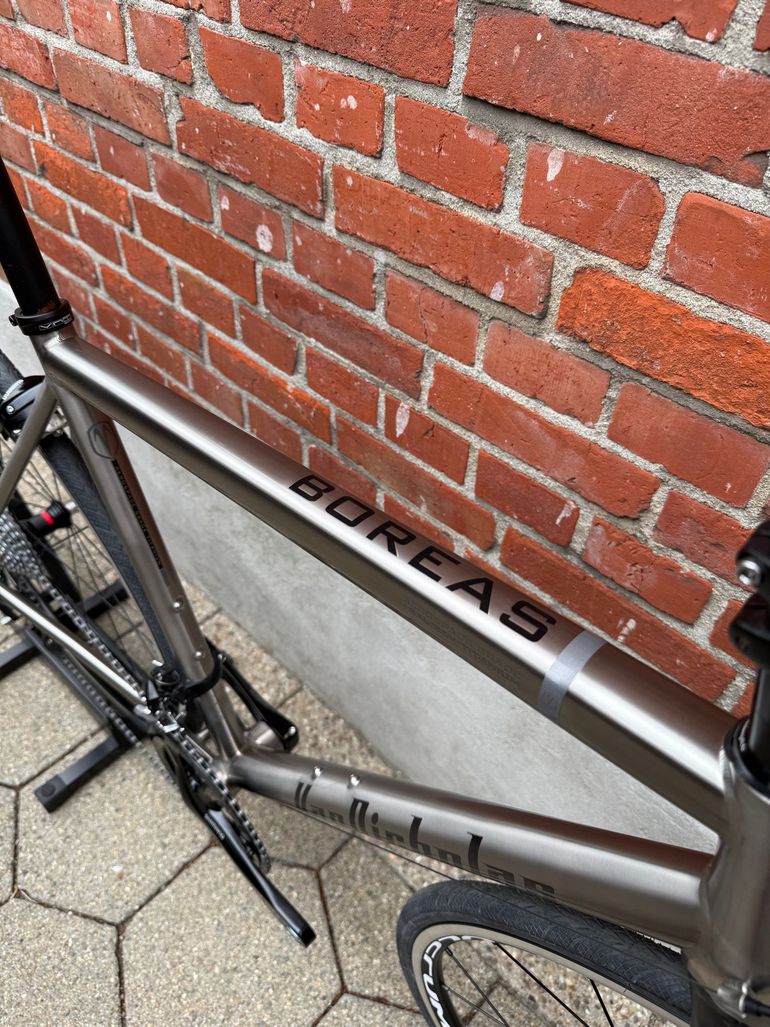 Used Van Nicholas NEW! Van Nicholas Boreas Titanium/Shimano 105 - 2x11/SLR/Fulcrum Racing/Size M 2023 Road & Gravel, Light Gray — image 8 of 17