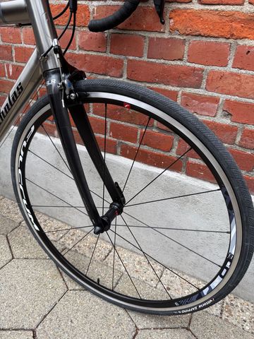 Used Van Nicholas NEW! Van Nicholas Boreas Titanium/Shimano 105 - 2x11/SLR/Fulcrum Racing/Size M 2023 Road & Gravel, Light Gray — image 4 of 17