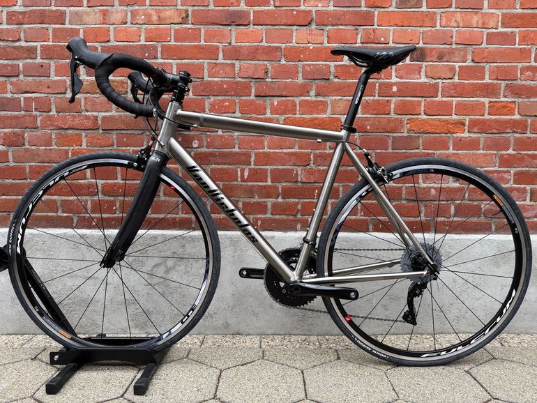 Used Van Nicholas NEW! Van Nicholas Boreas Titanium/Shimano 105 - 2x11/SLR/Fulcrum Racing/Size M 2023 Road & Gravel, Light Gray — image 11 of 17