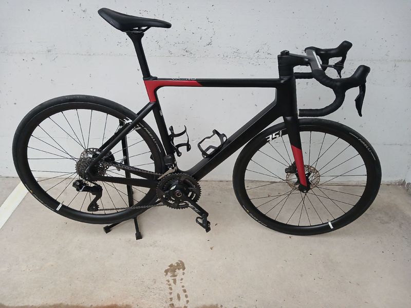 Whistle Custom Shimano 105 Di2 2025 Road & Gravel d'occasion