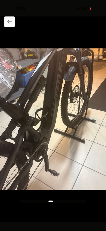 Used Whistle Custom Shimano Deore XT 2024 Mountainbike, Black — image 9 of 12