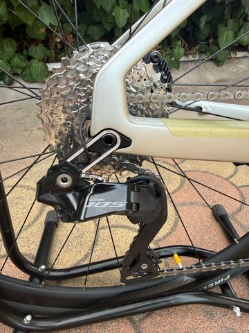 Used Merida REACTO 6000 Di2 2024 2024 Road & Gravel, Light Gray — image 5 of 19