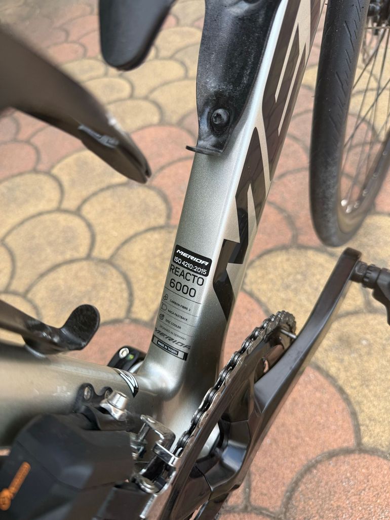 Used Merida REACTO 6000 Di2 2024 2024 Road & Gravel, Light Gray — image 2 of 19