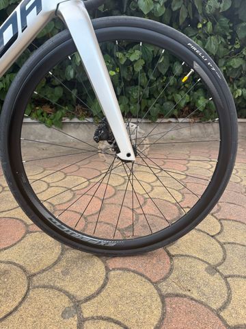 Used Merida REACTO 6000 Di2 2024 2024 Road & Gravel, Light Gray — image 8 of 19