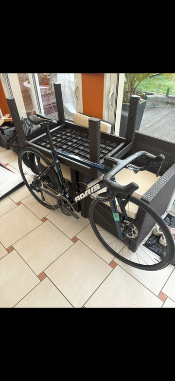 Tweedehands Adris Custom Shimano 105 Di2 2024 Road & Gravel — afbeelding 2 van 3