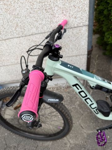 Tweedehands Focus Jam 6.8 Custom SRAM NX Eagle 2023 Mountainbike — afbeelding 2 van 13