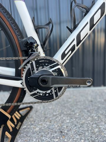 Brugt Scott Addict RC SRAM Red eTap AXS 2024 Road & Gravel — billede 3 af 11