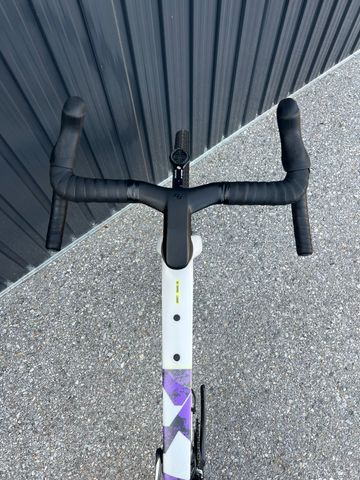 Brugt Scott Addict RC SRAM Red eTap AXS 2024 Road & Gravel — billede 8 af 11