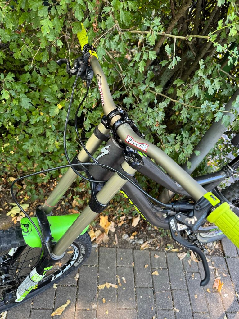 Gebrauchtes Specialized Demo 8 2012 2012 Mountainbike, Hellgrau — Bild 4 von 7
