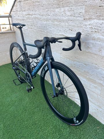 Focus IZALCO MAX 9.7 2022 2022 Road & Gravel usato, Blu — immagine 6 di 12