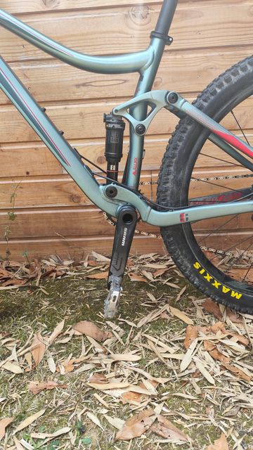 Used Liv Embolden 1 2020 2020 Mountainbike, Light Gray, 27.5 — image 9 of 12