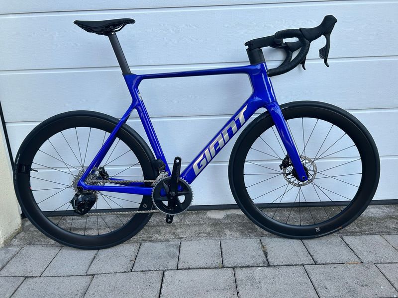 Gebrauchtes Giant Propel Advanced 1 2024 2024 Road & Gravel