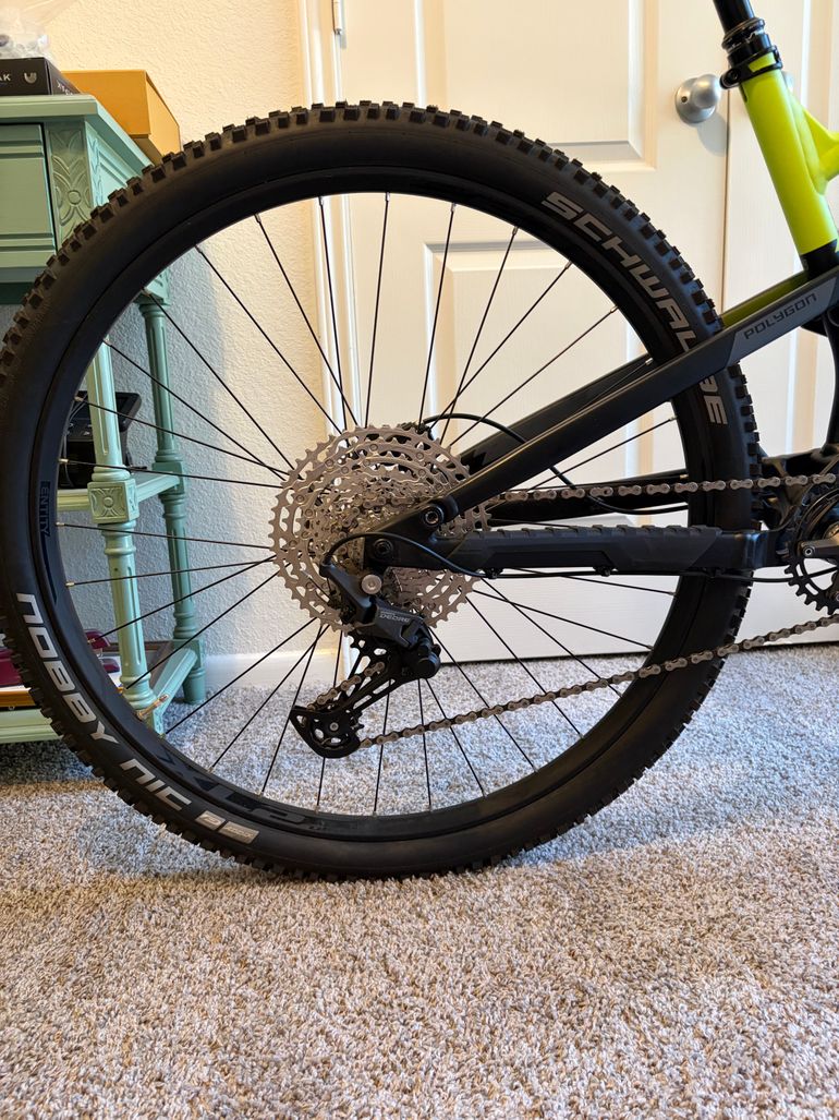 Used Polygon SISKIU D7 2024 2024 Mountainbike, Black, 27.5, 29 — image 6 of 10