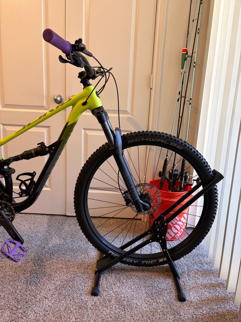 Used Polygon SISKIU D7 2024 2024 Mountainbike, Black, 27.5, 29 — image 8 of 10