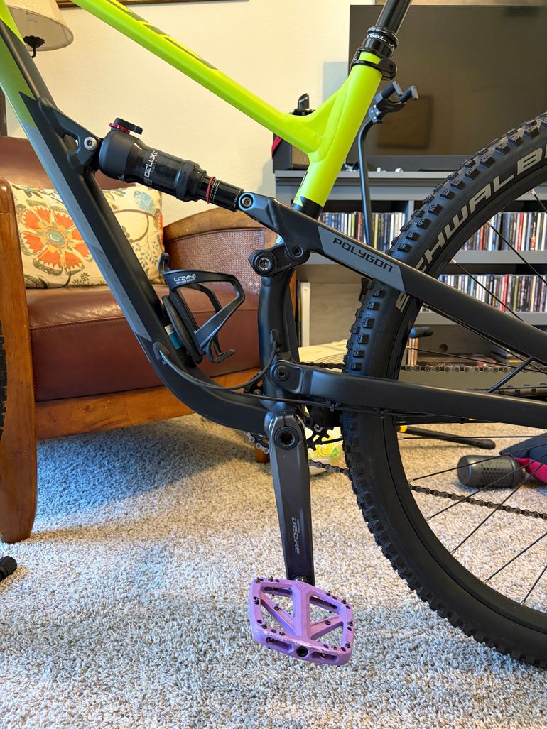 Used Polygon SISKIU D7 2024 2024 Mountainbike, Black, 27.5, 29 — image 4 of 10
