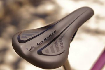 Used Pivot Trailcat Sram Eagle Transmission GX 2026 Mountainbike, Purple — image 7 of 9
