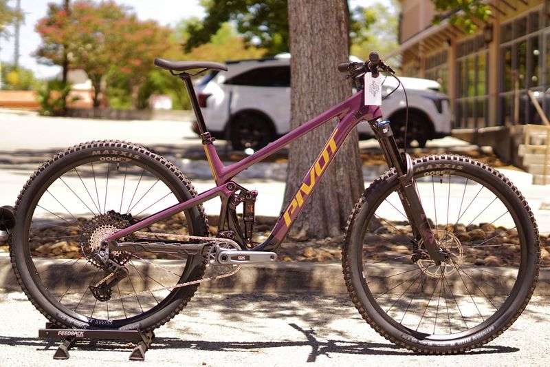 Used Pivot Trailcat Sram Eagle Transmission GX 2026 MTB
