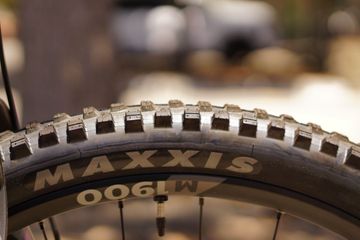 Used Pivot Trailcat Sram Eagle Transmission GX 2026 Mountainbike, Purple — image 5 of 9