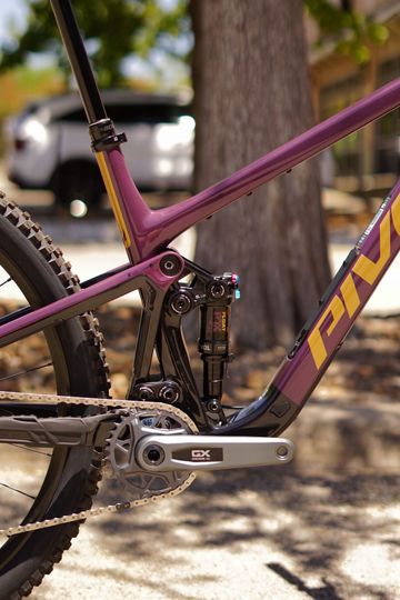 Used Pivot Trailcat Sram Eagle Transmission GX 2026 Mountainbike, Purple — image 3 of 9