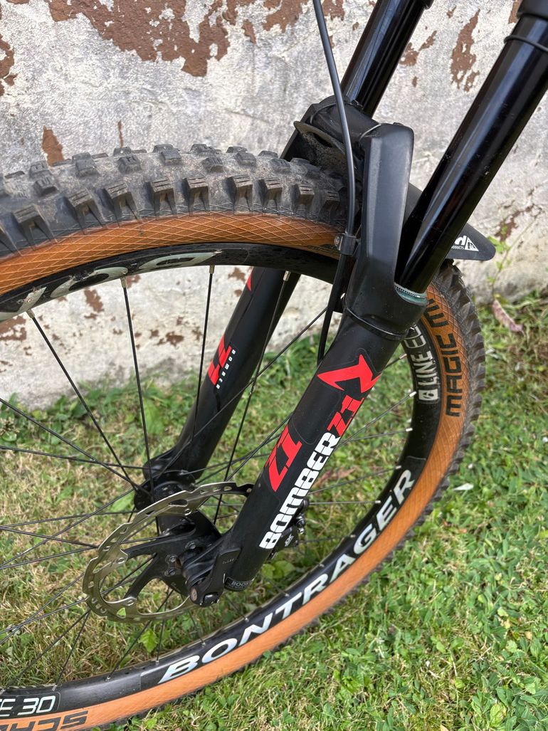 Trek Slash 8 2019 2019 Mountainbike d'occasion — image 5 sur 7
