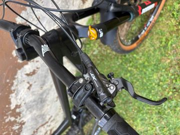 Trek Slash 8 2019 2019 Mountainbike d'occasion — image 7 sur 7